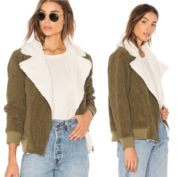 MINKPINK Primrose Green Luxe Corduroy Faux Fur Zip Front Bomber Jacket - Size S - Picture 1 of 16